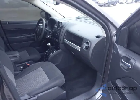 2017 Jeep Compass Sport 4X4 z USA, uszkodzony, nr VIN 1C4NJDBBXHD100054